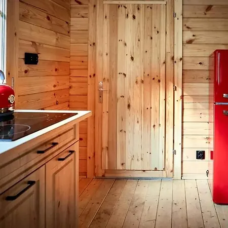 Slodka Woda Czerwony Chalet Lubieszewo (Drawsko)